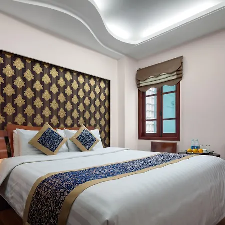 Lakeside Palace Hotel-3